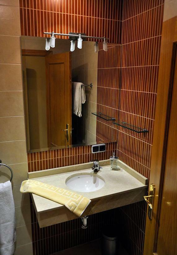 Hostal Puerta Del Valle Ла-Систернига Экстерьер фото